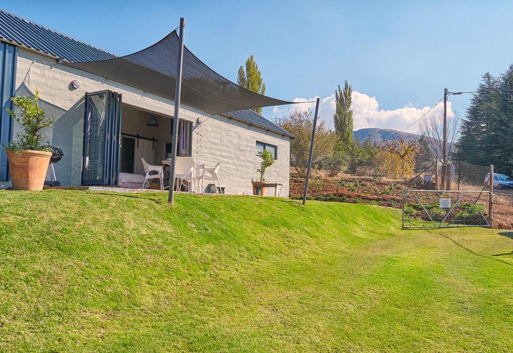 Lola'S Self Catering Accommodation Clarens Exteriör bild