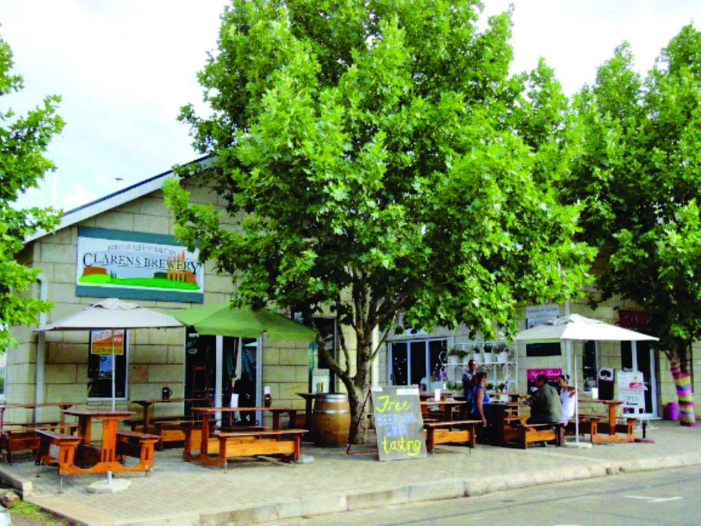 Lola'S Self Catering Accommodation Clarens Exteriör bild