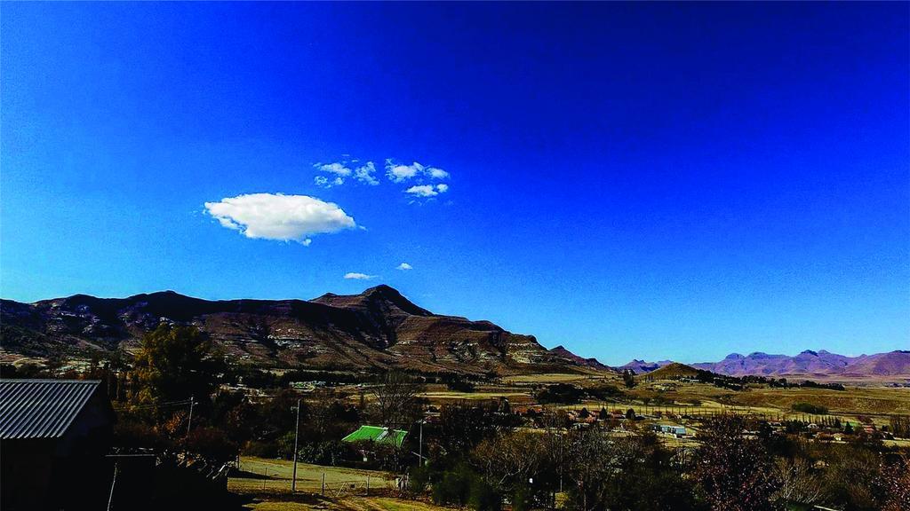 Lola'S Self Catering Accommodation Clarens Exteriör bild
