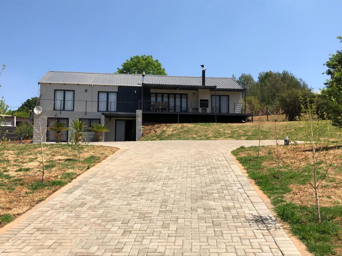 Lola'S Self Catering Accommodation Clarens Exteriör bild