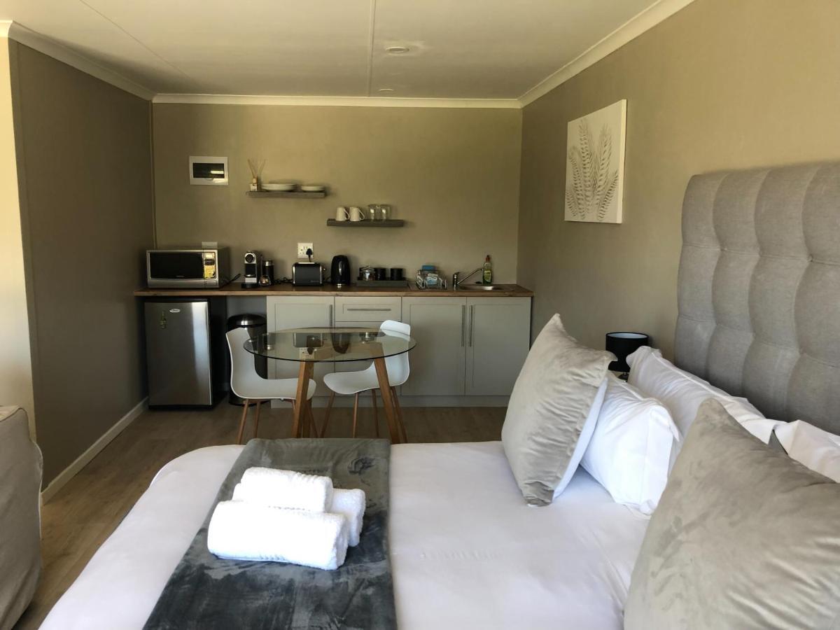 Lola'S Self Catering Accommodation Clarens Exteriör bild
